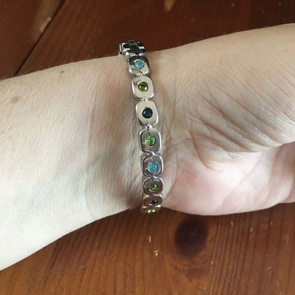 Hinge Silver Tone Bracelet with Blue Rhinestone - Picture 4 of 8
